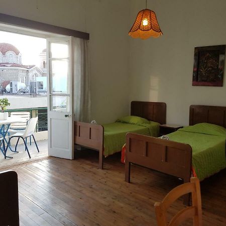 Trianon Hostel Paphos Exterior photo
