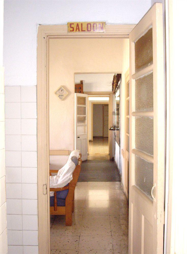 Trianon Hostel Paphos Exterior photo
