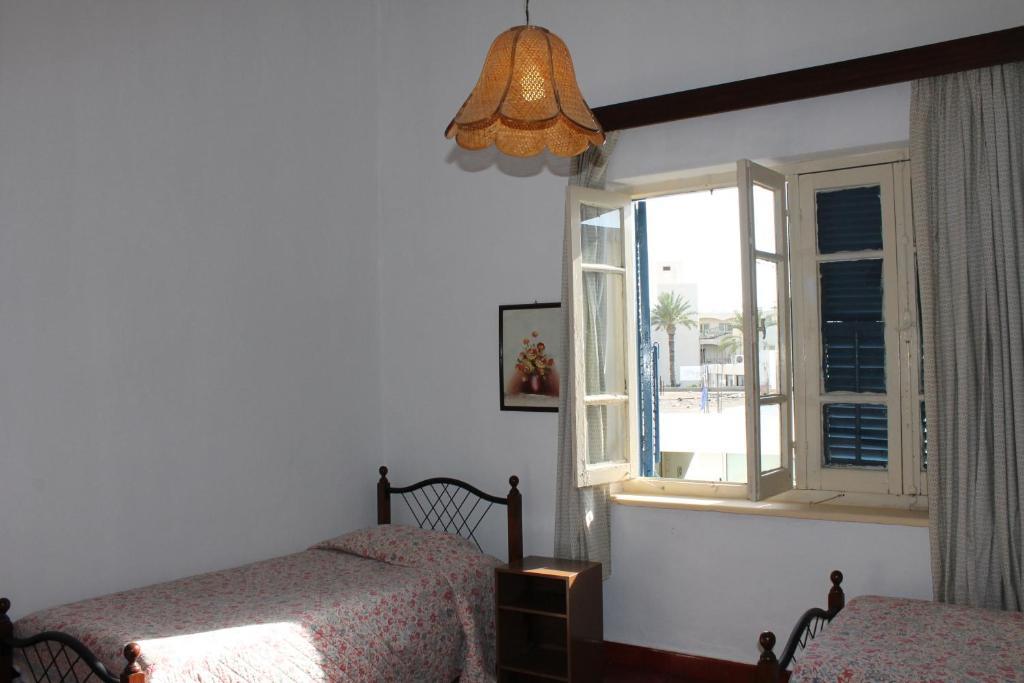 Trianon Hostel Paphos Room photo