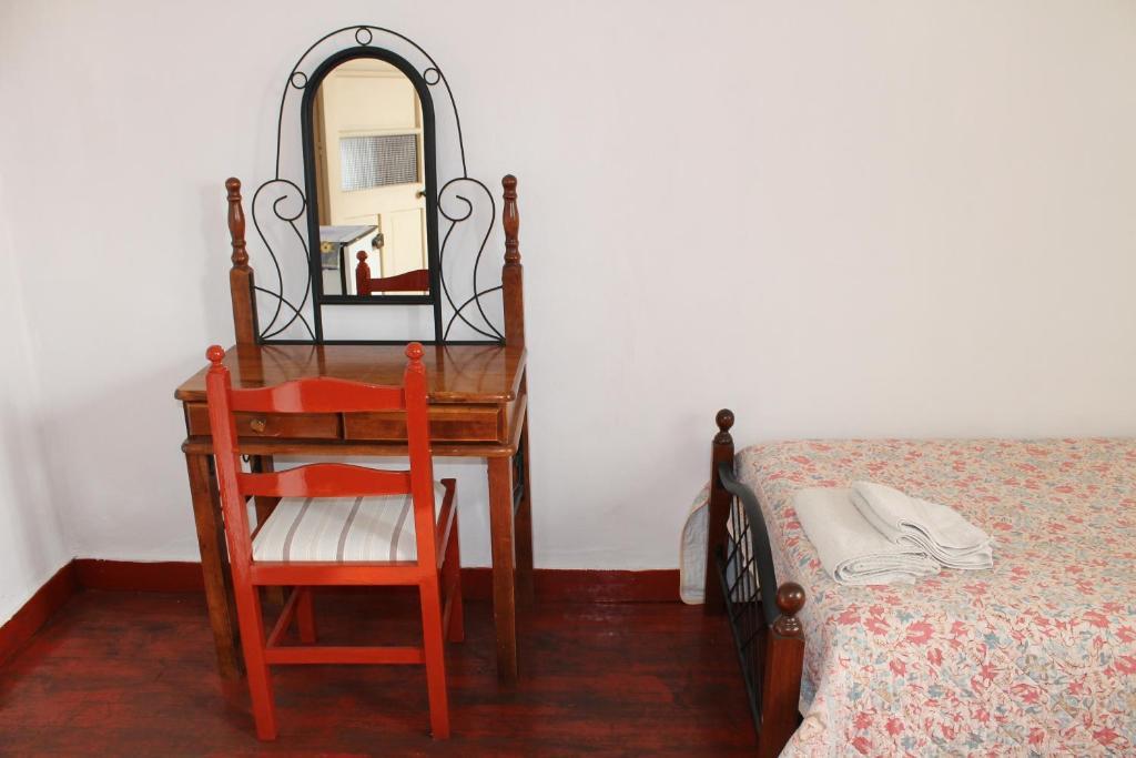 Trianon Hostel Paphos Room photo