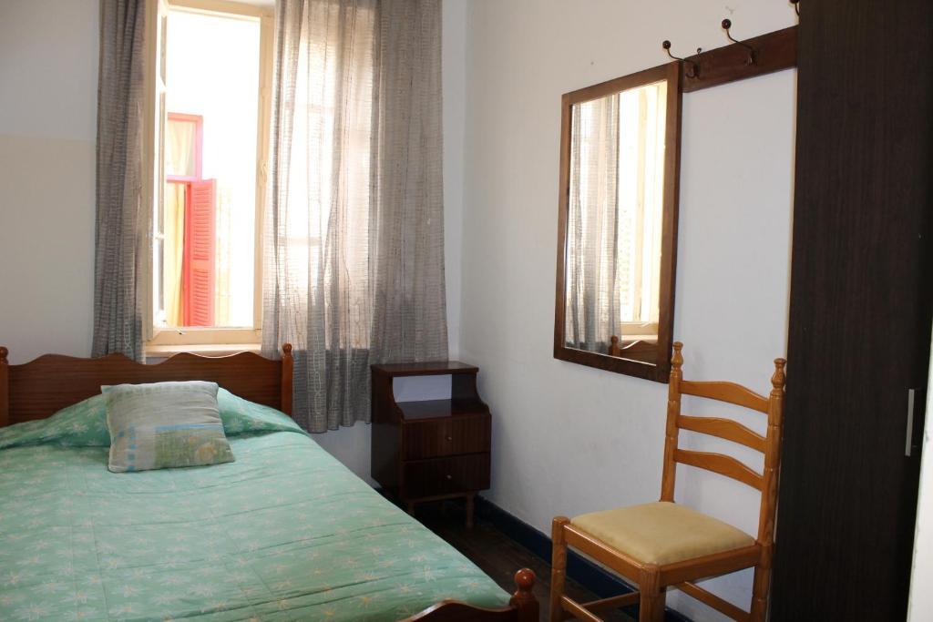 Trianon Hostel Paphos Room photo
